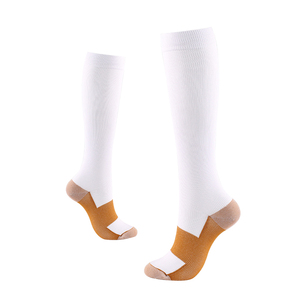 Chaussettes rayées pour adultes, respirantes, tricotées, décontractées, design multicolore - Product Image 3
