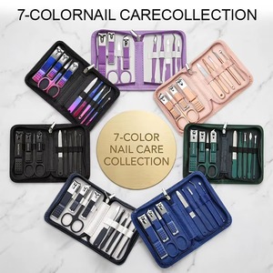 Kit professionnel de soins des ongles 9 pièces en acier inoxydable, ensemble de manucure et pédicure, étui vert avec coupe-ongles, ciseaux et lime - Product Image 6