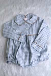 Combinaison à carreaux bleus pour bébé garçon avec col Peter Pan, tenue classique à manches longues de style boutique - Product Image 2