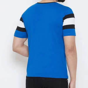 Camiseta Unisex Azul con Rayas en Contraste, Diseño de Panel en el Pecho, Corte Ajustado Informal, Cuello Redondo, Ropa de Calle de Verano, Moderna y Suave - Product Image 2