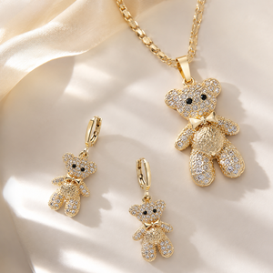 Parure de bijoux élégante en laiton plaqué or 18 carats avec zircon, motif ours, pour mariage - Product Image 1