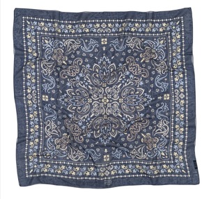 Pañuelo Cuadrado de Algodón de Alta Calidad con Estampado Digital Personalizado para Mujer, Informal, Suave al Tacto, Transpirable, Ideal para el Verano - Product Image 4