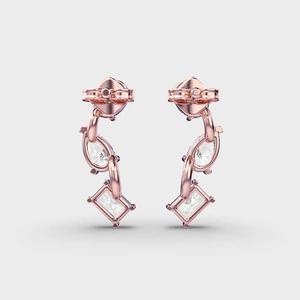 Pendientes de aro de diamantes atemporales para la elegancia diaria para las fechas de cena de trabajo o el estilo de Fin de Semana de la India - Product Image 4