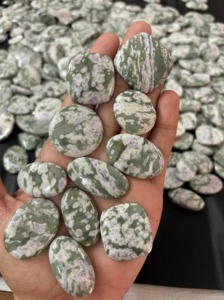Pierre Cabochon en Jade de Paix 100% Naturel, Prix de Gros, Cristaux de Pierres Précieuses en Vrac, Énergie de Guérison des Chakras pour la Fabrication de Bijoux - Product Image 2