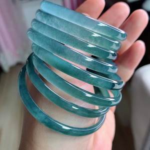 SOFIYA CRAFT Juego de Brazaletes de Resina Acrílica con Diseño Geométrico Moderno, Brazaletes Anchos y Gruesos para Mujer, Color Personalizado para Fiestas - Product Image 4