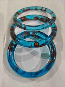 Bracelet jonc en résine de style vintage, poli à la main, personnalisé, fait main, pour femme, d'Inde - Product Image 2