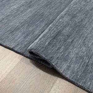 Tapis de prière en laine tissé à la main, doux et confortable, à poils bouclés, motif floral persan, lavable et antidérapant - Product Image 2