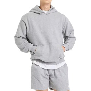 Conjunto de Dos Piezas de Sudadera con Capucha y Pantalones Cortos de Color Liso, Sudadera Holgada de Felpa, Pantalones Cortos con Cintura Elástica, Chándal - Product Image 2