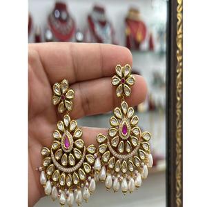 Boucles d'oreilles pendantes en moissanite de qualité supérieure, plaquées or, en laiton, pour femmes et jeunes filles, idéales pour les soirées et les fêtes - Product Image 1