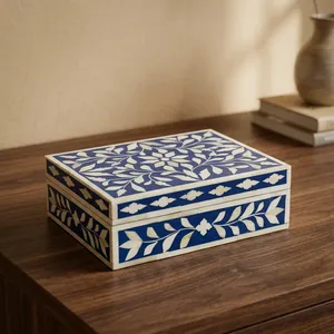 Boîte à bijoux en bois orientale, design floral sculpté, incrustation bleue et blanche, boîte de rangement rectangulaire, décoration d'intérieur - Product Image 6