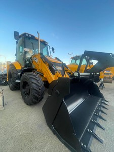 รถตักล้อยาง JCB 3CX มือสอง พร้อมเครื่องยนต์และปั๊ม - รถตักขนาดเล็กสมรรถนะสูง รับน้ำหนักได้ 8 ตัน ขายตรงจากโรงงาน - Product Image 2