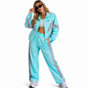 Ensemble coupe-vent décontracté 2 pièces en nylon pour femme, survêtement long avec cordon de serrage et panneau réfléchissant, sweats à capuche OEM ODM – Vente en gros - Product Image 3