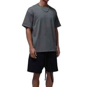 เสื้อยืดแขนสั้นสีดำพร้อมแถบสีขาวแนวนอนที่อก - ผ้าฝ้ายระบายอากาศได้ดีระดับพรีเมียม สไตล์ลำลองทันสมัย - Product Image 4