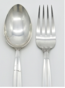 Ensemble de couverts minimalistes en argent fini pour servir des desserts, des apéritifs, lors de mariages, de fêtes et pour une utilisation à la maison ou en cuisine. - Product Image 2