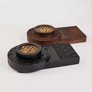 Ensemble de plateaux brûleurs d'encens arabes en bois avec grille décorative, porte-bakhoor de luxe fait main pour fournisseur en gros du Golfe - Product Image 1