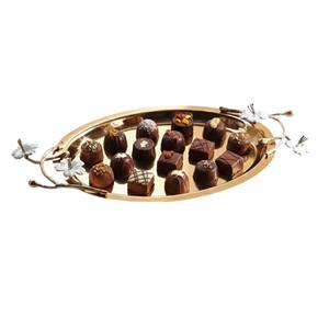Plateau de service en métal artisanal pour chocolats de luxe, idéal pour les tables de desserts de mariage et les événements, parfait pour offrir en cadeau - Product Image 1