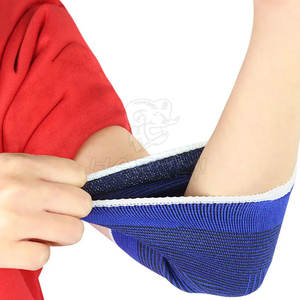 Ofrece soporte mejorado para el codo para entrenamientos de alta intensidad, entrenamiento de fuerza y movimiento activo. - Product Image 5