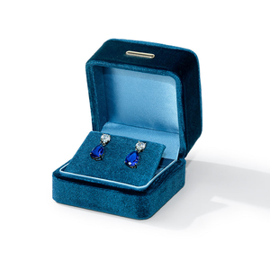 Caja de Almacenamiento para Pendientes de Terciopelo Azul Oscuro Rectangular con Organizador de Joyas de Papel Impreso Personalizado 65x65x60mm - Product Image 3