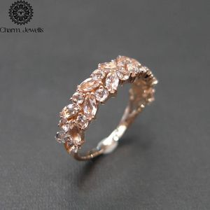 Bague de fiançailles pour femme en argent plaqué or rose avec moissanite taille coussin sertie à griffes - Product Image 6