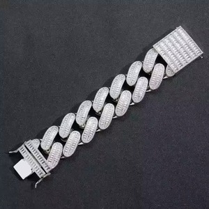 Bracelet diamant contemporain le plus vendu pour femmes, idéal pour le bureau et les soirées, disponible à prix réduit - Product Image 2