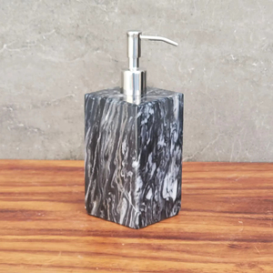 Elegante dispensador de jabón de mármol con bomba, perfecto para loción humectante, lavado de manos en salones y como accesorio decorativo para el baño. - Product Image 1