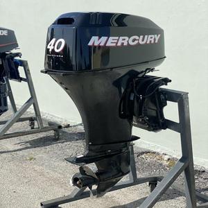 Moteur hors-bord d'occasion 40 CV (alliage d'aluminium) de Guangdong pour bateaux de pêche et de plaisance - Product Image 1