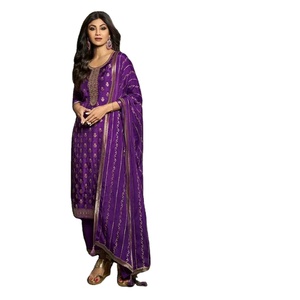 Jacquard de viscosa pura de estilo clásico con trabajo de secuencia de bordado con un hermoso traje menos elegante - Product Image 1