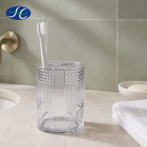 Ensemble d'accessoires de salle de bain en acrylique de style européen, lot de quatre pièces, porte-gobelet Kate, porte-brosse à dents - Product Image 1