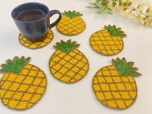 Sous-verres décoratifs perlés abordables pour les goûters, les dîners en famille, les coins café et les tables d'invités par AALIYAN IMPEX - Product Image 1