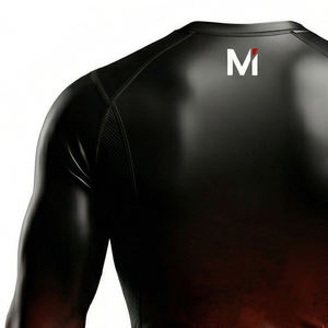 T-shirt de compression à manches longues Titan Shield pour homme, entraînement en salle de sport, performance tactique, respirant, séchage rapide, écologique MALUZA - Product Image 5