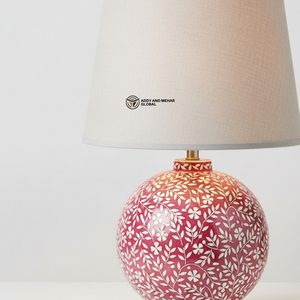 Lampe de table artisanale avec incrustation florale rose |   Éclairage décoratif design pour la maison - Product Image 2