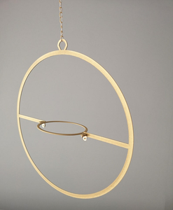 Macetero Colgante de Metal Dorado con Marco Circular y Cadena, Moderno Soporte para Macetas Suspendido para Plantas de Interior, Contemporáneo - Product Image 3