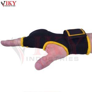 ถุงมือซับในแบบมีโลโก้สั่งทำปี 2026 พร้อมผ้าพันมือแบบยืดหยุ่นสำหรับชกมวย MMA อุปกรณ์ป้องกันมือสำหรับฝึกซ้อม มวยไทย คิกบ็อกซิ่ง - Product Image 3