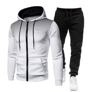 Vente en gros de jogging de haute qualité pour hommes avec capuche ensemble de survêtement d'hiver avec logo personnalisé survêtements vierges - Product Image 4