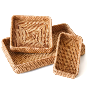 Juego de Bandejas Decorativas de Ratán Exclusivas, Tejidas a Mano, Estilo Rústico, Paquete de Varias Piezas, Patrón Abstracto - Product Image 1