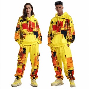 Conjunto Deportivo Unisex Estilo Urbano, Sudadera con Capucha Amarilla Pintada a Mano, Pantalones Cargo, Manga Larga, Corte Holgado, Ropa de Primavera - Product Image 4