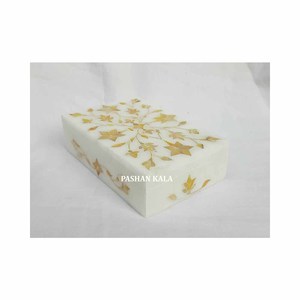 Bague en marbre blanc exclusif, travail artisanal pur, incrustation de fleurs en nacre, coffret cadeau - Product Image 3