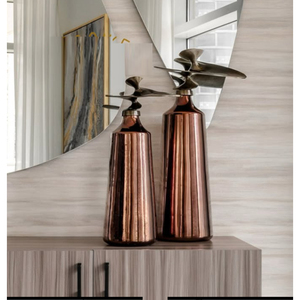 Vase de table artisanal en bronze métallisé dégradé avec décor ajouré sculpté, récipient décoratif moderne pour la maison, urne et vase à fleurs - Product Image 3
