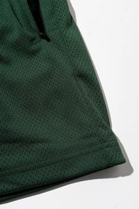 Short de basket-ball décontracté personnalisable pour homme en maille de polyester personnalisée avec motif solide et logo imprimé - Product Image 5