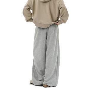 Pantalon de survêtement ample délavé à l'acide pour hommes, avec logo personnalisé, coupe large et poches, style décontracté à jambe droite - Product Image 3