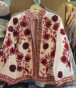 Chaquetas de Terciopelo con Bordado Suzani, Chaquetas Bohemias Suzani, Chaquetas Bordadas - Product Image 6