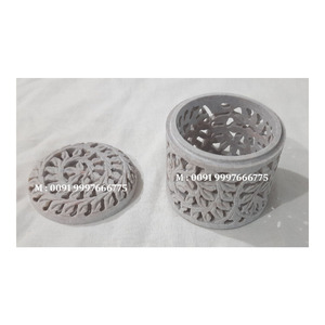 Caja de Joyería Redonda de Piedra Jabonosa Natural, Tallada a Mano con Diseño Floral y Superficie Brillante, para Empacar Joyas y Regalos - Product Image 3