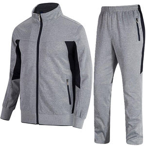 Conjunto Deportivo Ligero para Hombre, para Gimnasio, Viajes o Descanso, Conjunto Deportivo de Dos Piezas Simple y Elegante con Franjas Laterales y Logotipo - Product Image 3