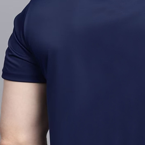 T-shirt de fitness style athlétique, toucher doux, prêt pour l'hiver, en polyester - Product Image 5