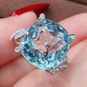 Bague artisanale Santa Maria en aquamarine, bijoux fins, cadeau de luxe pour fiançailles et mariage, pierre précieuse élégante et unique pour femme - Product Image 5