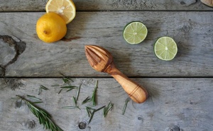 Wood <b>lime</b> <b>squeezer</b> top selling manual wooden <b>squeezers</b> natural citrus juicer juice extractor - Product Image 5