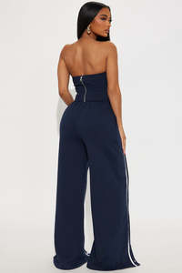 Conjunto de pantalones unisex de marca privada con ribetes en contraste azul marino, de pierna ancha, a la moda, coordinados, del fabricante de pantalones para hombre. - Product Image 3