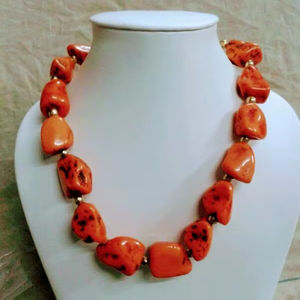 สร้อยคอแฟชั่นเรซิ่นประดับลูกปัดสไตล์คลาสสิก ขายดีในอินเดีย ทำด้วยมือสำหรับผู้หญิงและเด็กผู้หญิง ดีไซน์เหมือนหินธรรมชาติ ของขวัญคุณภาพสูง - Product Image 1