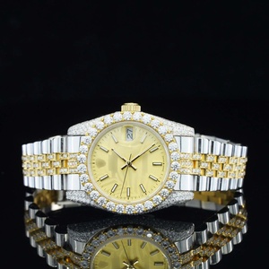 Montre en moissanite bicolore avec cadran jaune, index en moissanite et boîtier en acier inoxydable - Product Image 2