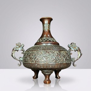 Decorative Home Accent <b>Bakhoor</b> Incense <b>Burner</b> Designed for Oud Chips with Refined Aesthetic Appeal - Product Image 5
